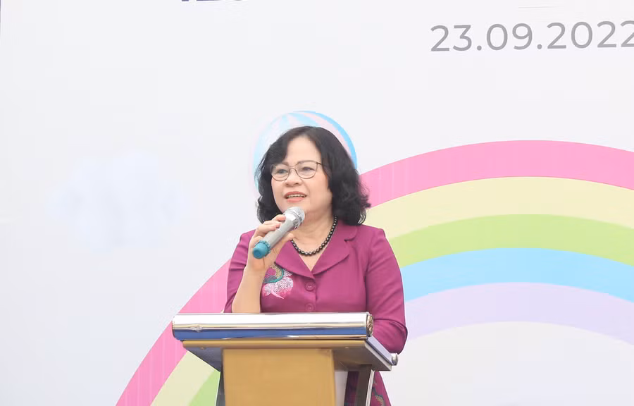 Thứ trưởng Ngô Thị Minh phát biểu tại buổi lễ khánh thành.