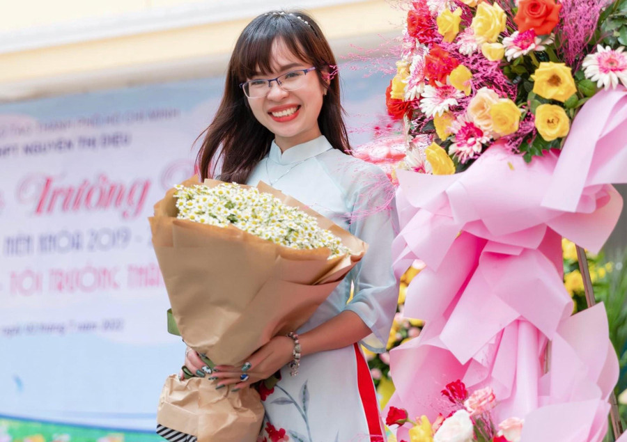 Cô Nguyễn Thị Tường Minh, Phó Hiệu trưởng Trường THPT Nguyễn Thị Diệu. Cô Nguyễn Thị Tường Minh, Phó Hiệu trưởng Trường THPT Nguyễn Thị Diệu.
