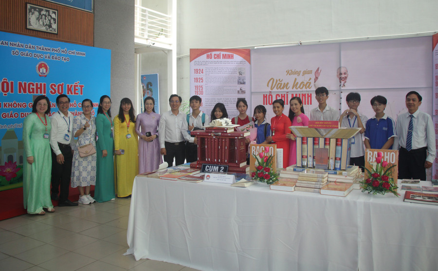 Khu vực trưng bày các mô hình sáng tạo về Không gian văn hóa Hồ Chí Minh.