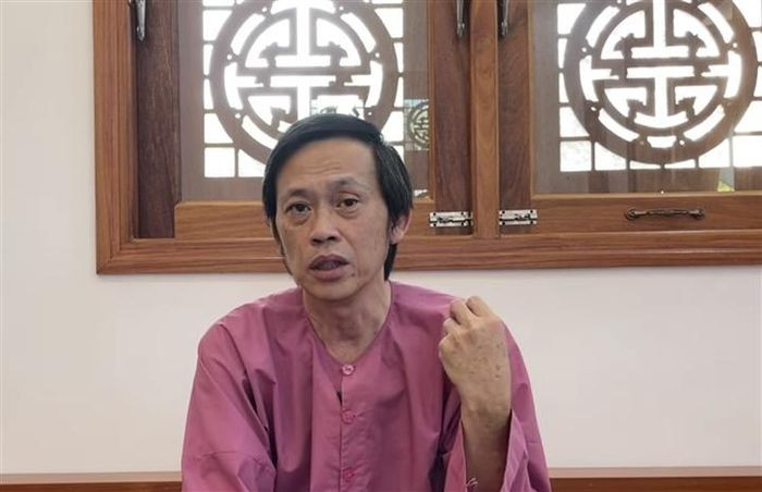Hoài Linh xin lỗi vụ "om" 13 tỷ đồng từ thiện, rút khỏi "Thách thức danh hài" ảnh 1 Hoài Linh xin lỗi vụ "om" 13 tỷ đồng từ thiện, rút khỏi "Thách thức danh hài" ảnh 1