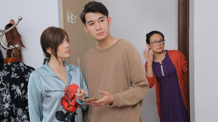 7 dấu hiệu của mẹ chồng khó tính, nàng dâu kiểm tra ngay để “liệu đường cư xử” ảnh 1