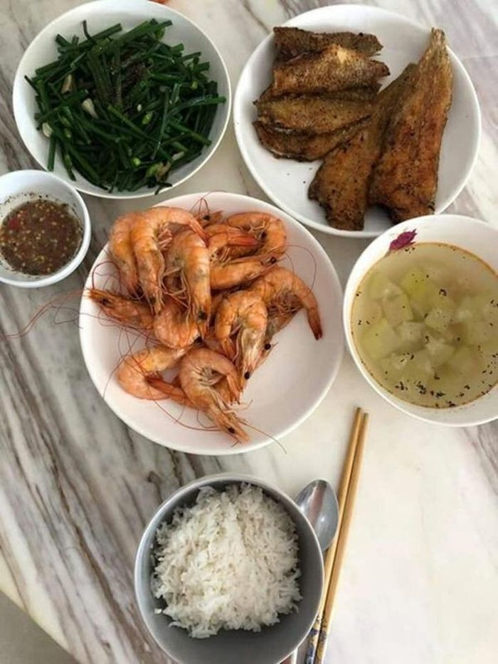 Hội chị em "lịm tim" với tài nấu ăn ngon của Hứa Vĩ Văn ảnh 12 Hội chị em "lịm tim" với tài nấu ăn ngon của Hứa Vĩ Văn ảnh 12