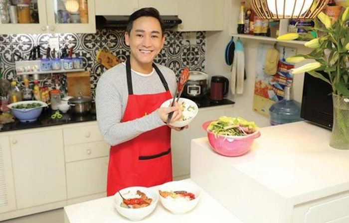 Hội chị em "lịm tim" với tài nấu ăn ngon của Hứa Vĩ Văn ảnh 2 Hội chị em "lịm tim" với tài nấu ăn ngon của Hứa Vĩ Văn ảnh 2