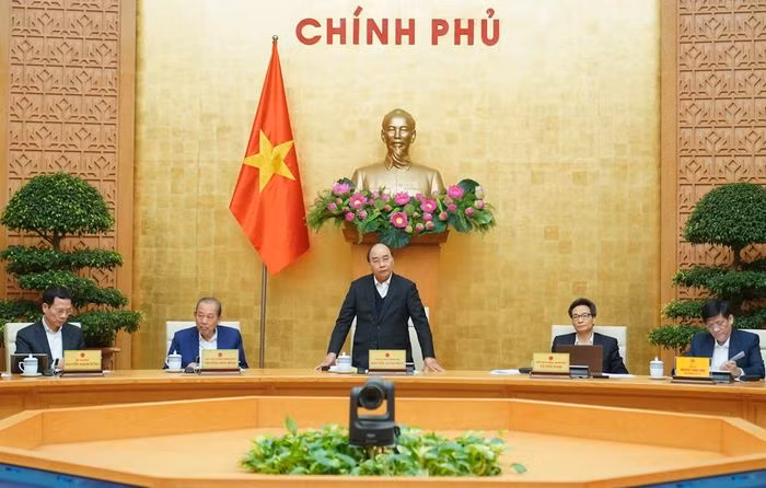 Thủ tướng Nguyễn Xuân Phúc: Tạm dừng các chuyến bay thương mại từ nước ngoài ảnh 1