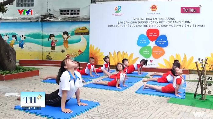Trẻ ăn vui tập khỏe để phòng tránh bệnh ảnh 2 Trẻ ăn vui tập khỏe để phòng tránh bệnh ảnh 2