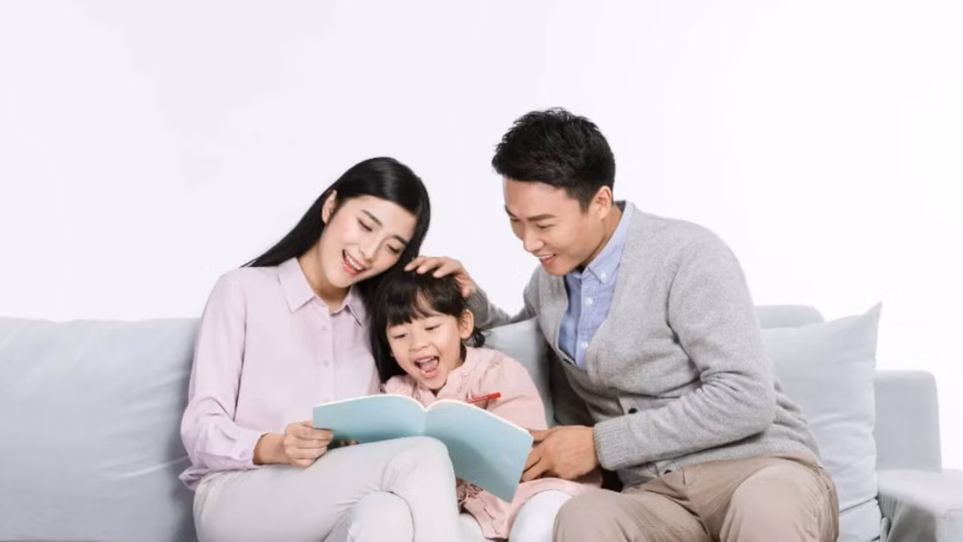 Người đàn ông thực sự có trách nhiệm sẽ quan tâm đến sự thay đổi cảm xúc của các thành viên trong gia đình. (Ảnh: ITN).