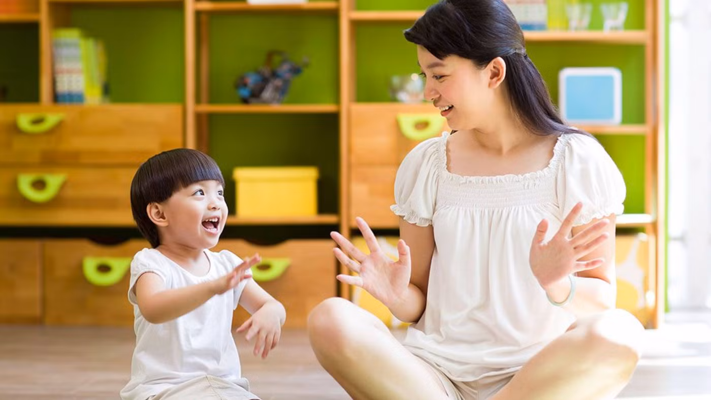 Nuôi dưỡng khả năng tự chăm sóc bản thân và tính độc lập của các bé là vô cùng quan trọng. (Ảnh: ITN).