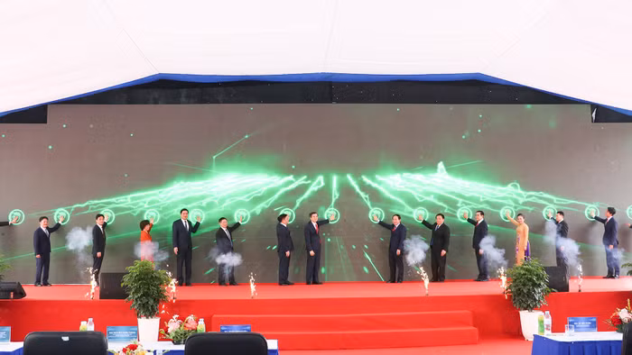 Nghệ An khởi công Dự án Nhà máy nhiệt điện LNG Quỳnh Lập.