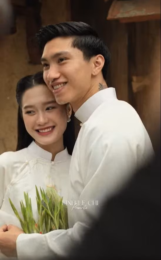 Ngắm trọn bộ ảnh cưới của Đoàn Văn Hậu - Doãn Hải My