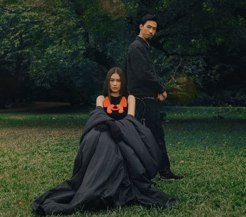 Khoảnh khắc bên nhau hiếm hoi của Đen Vâu và Hoàng Thùy Linh 