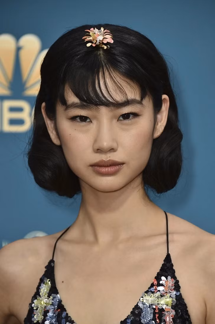 <strong> Jung Ho-yeon: </strong>có số điểm là 91,22 % theo tỷ lệ vàng và đặc biệt cô có đôi mắt vô cùng cuốn hút. Gương mặt hoàn hảo của 16 người phụ nữ đẹp nhất thế giới 2023