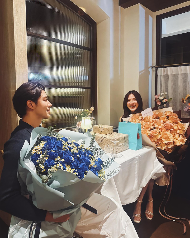 ‘Nữ thần màn ảnh’ Thái Lan công khai loạt ảnh 'đốn tim' cùng bạn trai