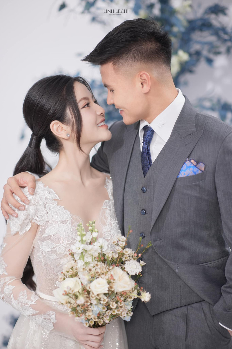 Loạt ảnh cưới nhận ‘mưa’ lời khen của Quang Hải và Chu Thanh Huyền