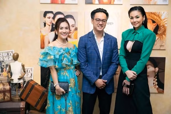 Danh tính chồng sắp cưới 'không phải dạng vừa' của siêu mẫu Thanh Hằng 