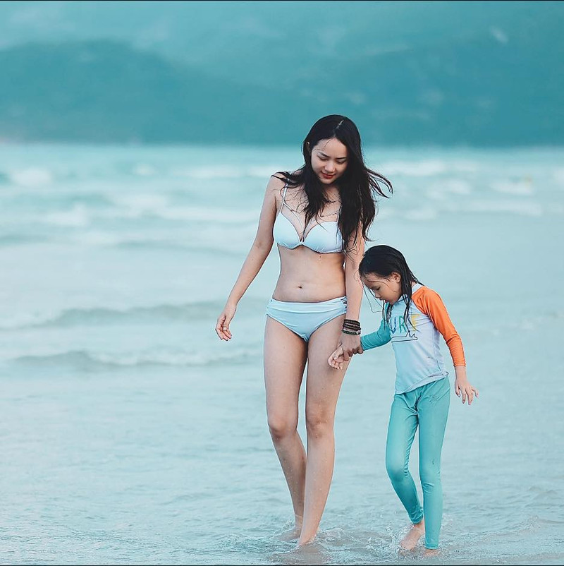 Giảm cân thành công, Phan Như Thảo khoe eo thon bất ngờ 