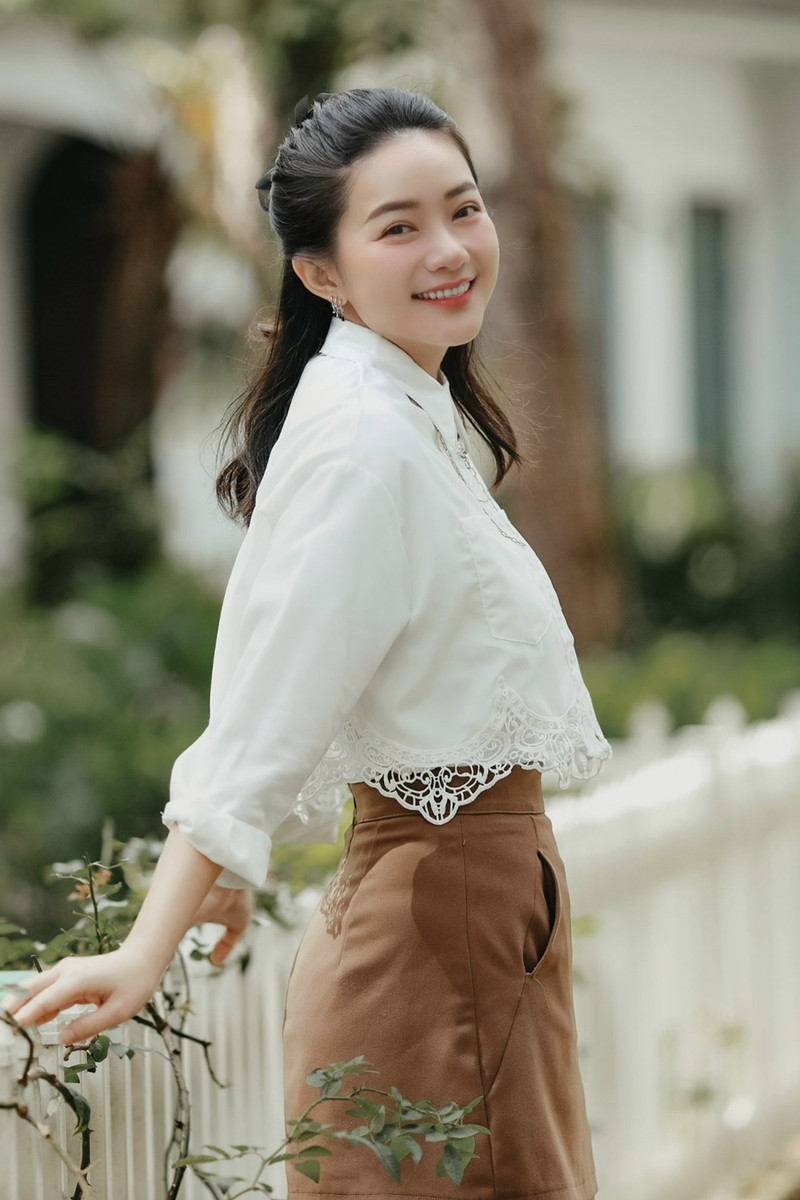 Giảm cân thành công, Phan Như Thảo khoe eo thon bất ngờ 