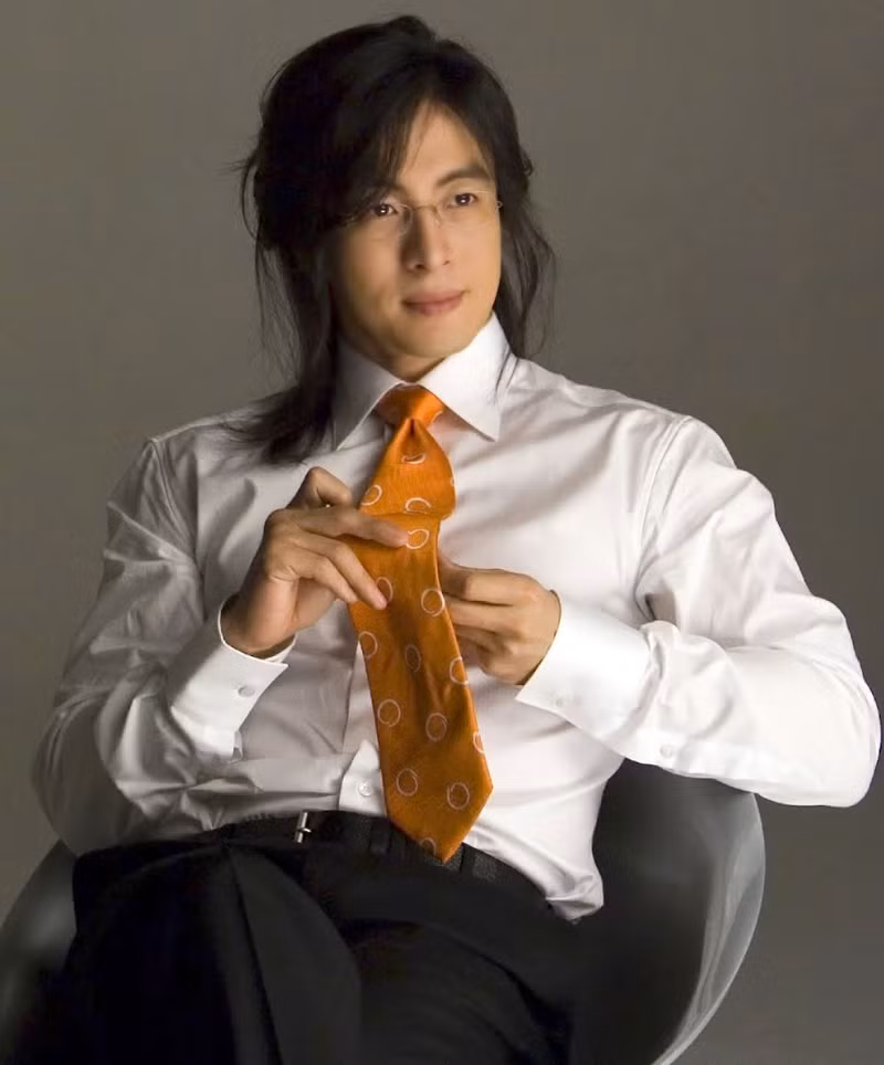 Hé lộ lý do được miễn nghĩa vụ quân sự của dàn sao nổi tiếng K.Biz