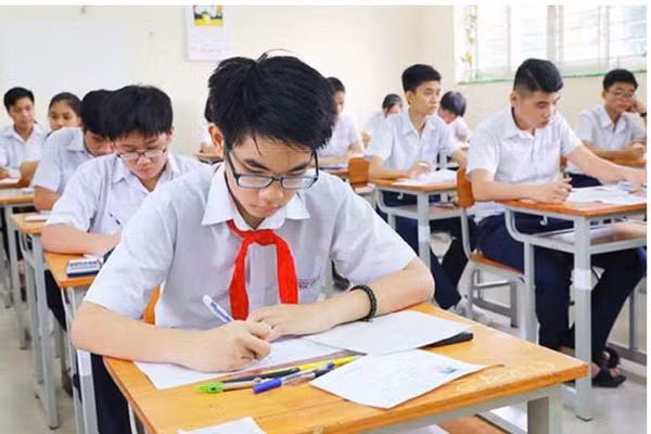 Năm 2026 Hà Nội chính thức bỏ điều kiện nơi thường trú và không phân chia khu vực tuyển sinh.