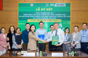 Hợp tác triển khai các hoạt động thể thao học đường và dinh dưỡng cho học sinh