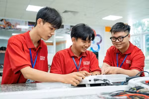 HUTECH lựa chọn cách đào tạo AI không dừng ở lý thuyết mà hướng thẳng vào năng lực ứng dụng. Ảnh: HUTECH