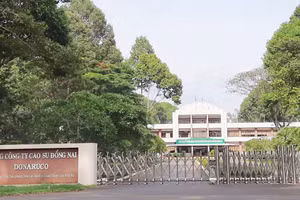 Lãnh đạo Tổng Công ty Cao su Đồng Nai nhận lương ngất ngưởng.