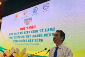 Ông Lữ Quang Ngời - Chủ tịch UBND tỉnh Vĩnh Long