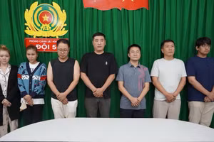 7 đối tượng là chủ nhà hàng, quản lý Hàn Quốc và "má mì" người Việt bị bắt giữ. Ảnh: Công an cung cấp