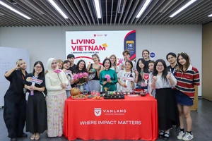 Văn Lang đang trở thành điểm hẹn của cộng đồng học thuật quốc tế, nơi sinh viên từ nhiều quốc gia cùng học tập và trưởng thành.