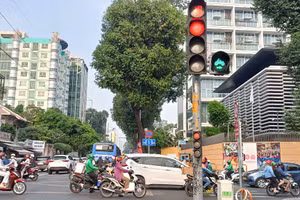 TPHCM đề nghị giải pháp cho phương tiện rẽ phải liên tục để giảm ùn ứ.