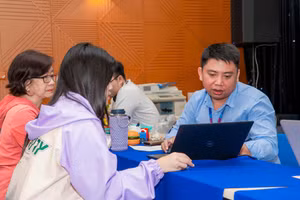 Hoa Sen Trường ĐH đầu tiên tại TPHCM công bố điểm chuẩn. Ảnh: HSU