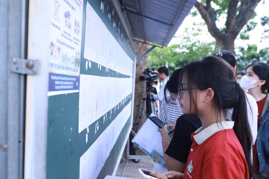 Thí sinh tham dự Kỳ thi tốt nghiệp THPT năm 2026 tại Hà Nội. 