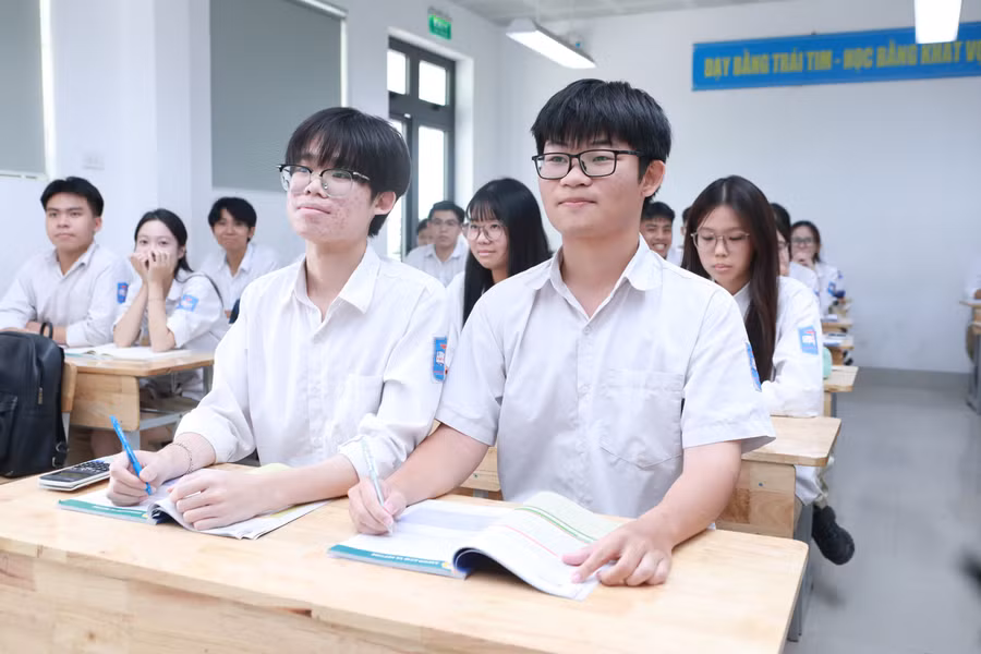 thanh-dong.jpg