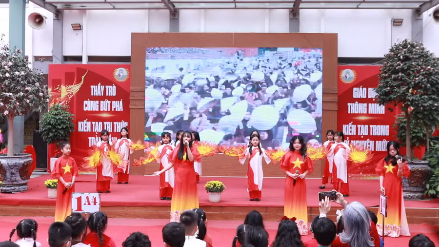 viet-tiep-cau-chuyen-hoa-binh.jpg