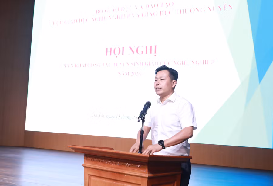 Thứ trưởng Bộ GD&ĐT Lê Quân nêu ra một số định hướng chính tại hội nghị. 