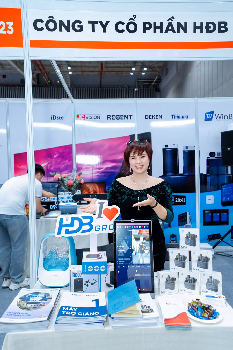 hdb-10.jpg