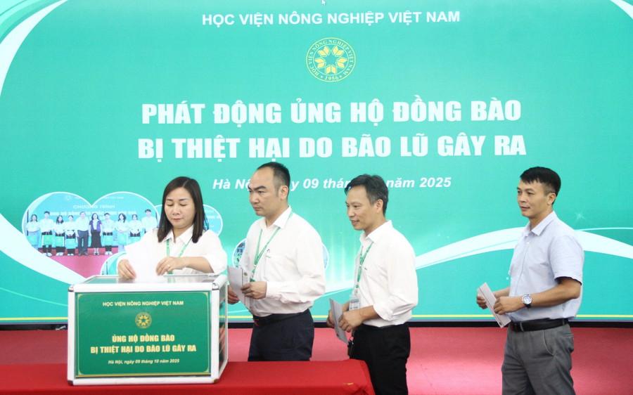 Cán bộ, viên chức, người lao động Học viện Nông nghiệp Việt Nam tự nguyện ủng hộ tối thiểu một ngày lương, nhằm chung tay hỗ trợ người dân sớm khắc phục hậu quả thiên tai, ổn định cuộc sống. img-4082.jpg