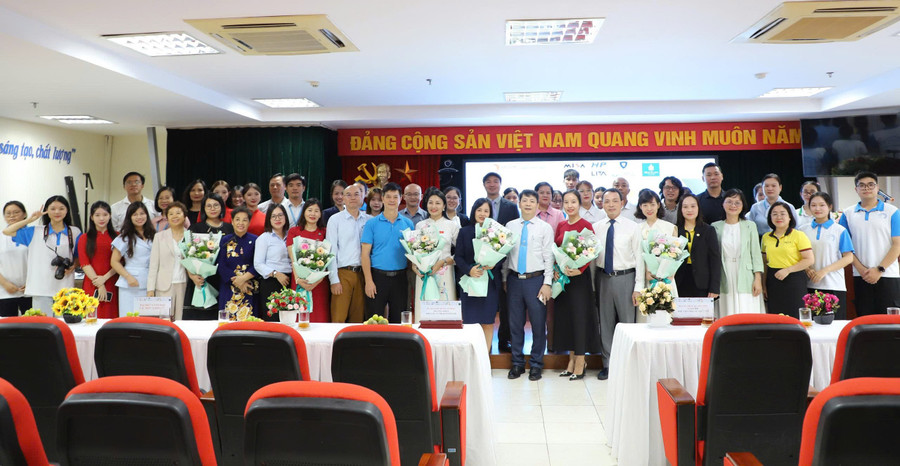 Lễ ký kết diễn ra thuận lợi, thành công. doanhnghiepjpg3.jpg