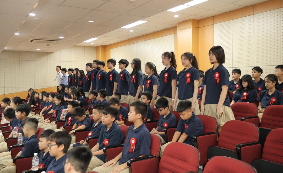 Học sinh trung học Trường Quốc tế Nhật Bản. truongquoctenhatban-3.jpg