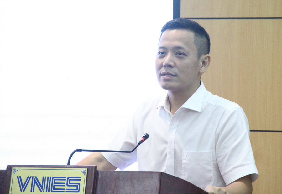 GS.TS Lê Anh Vinh – Viện trưởng Viện Khoa học Giáo dục Việt Nam phát biểu tại hội thảo. img-3429.jpg