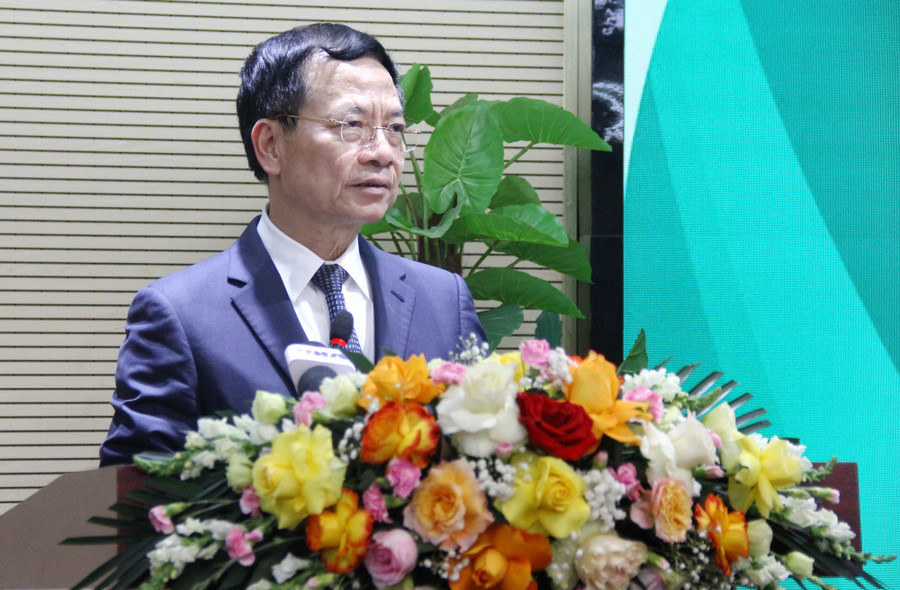 Bộ trưởng Bộ Khoa học và Công nghệ Nguyễn Mạnh Hùng phát biểu tại hội nghị. img-1327.jpg