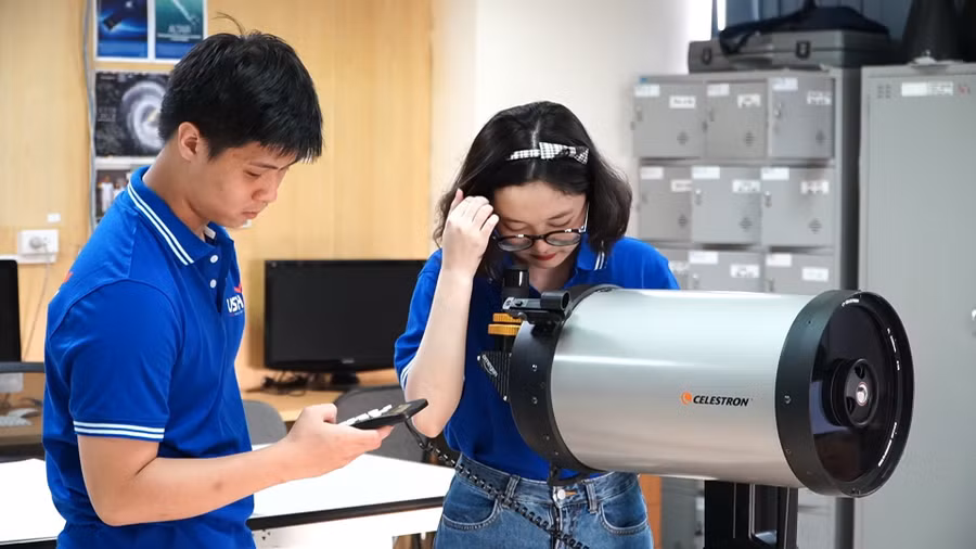 Sinh viên Trường Đại học Khoa học và Công nghệ Hà Nội.