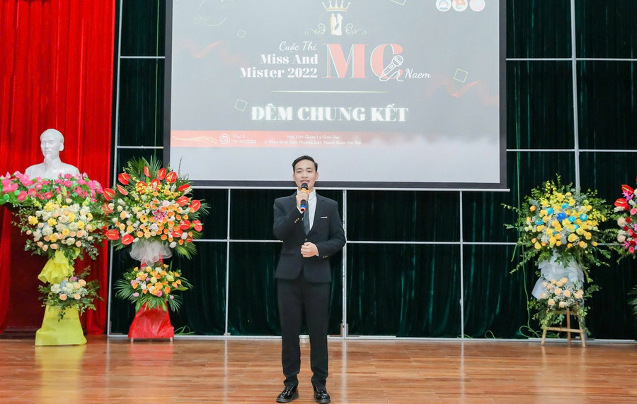 Phạm Văn Tuấn trong đêm Chung kết Miss & Mister 2022. Ảnh: NVCC, thukhoajpg4.jpg