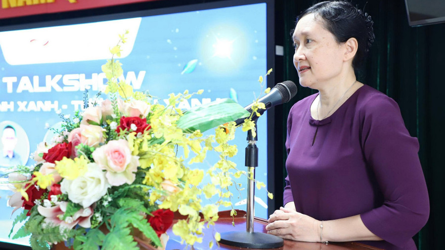 Bà Hà Thị Thanh Vân – Phó Giám đốc Học viện Phụ nữ Việt Nam. image003.png