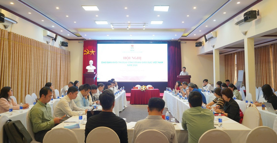 Toàn cảnh hội nghị.