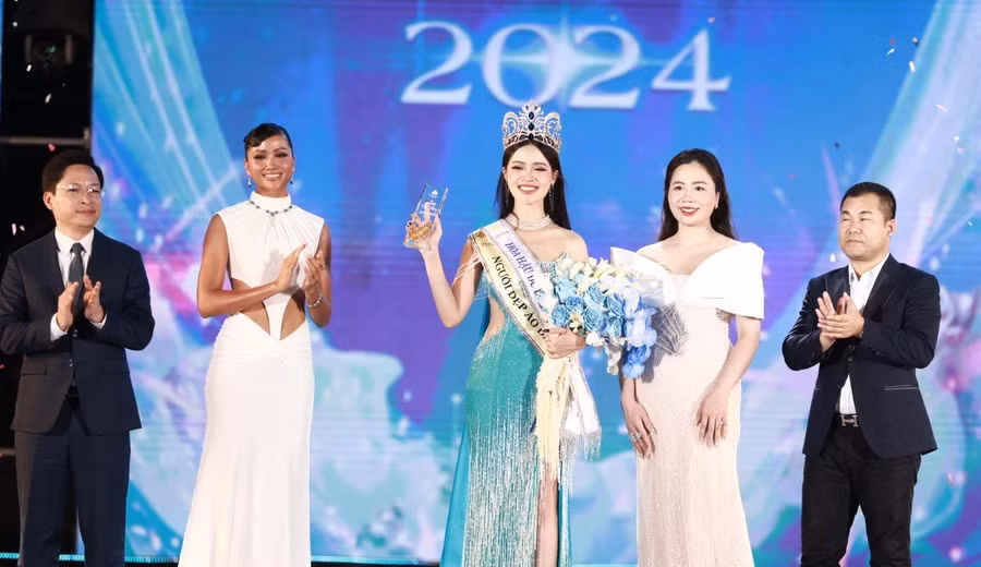 Phạm Thị Ngọc Quỳnh xuất sắc giành Vương miện Hoa hậu du lịch Việt Nam năm 2024.
