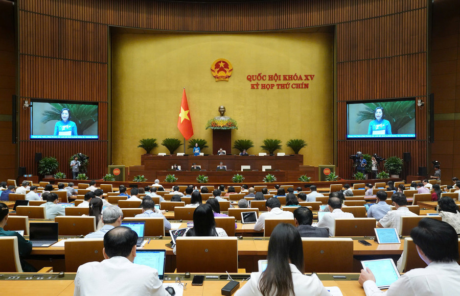 Toàn cảnh phiên làm việc sáng 6/5 của Kỳ họp thứ 9, Quốc hội khóa XV. luatnhagioajpg1.jpg