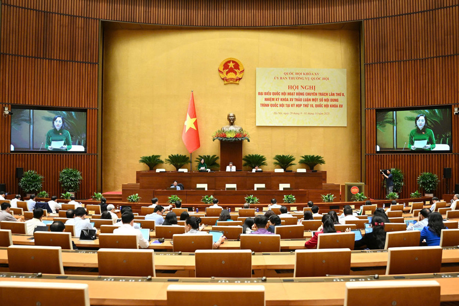 Quang cảnh hội nghị. daihoc.jpg