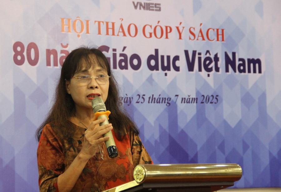 Chuyên gia góp ý sách "80 năm Giáo dục Việt Nam". img-1863.jpg