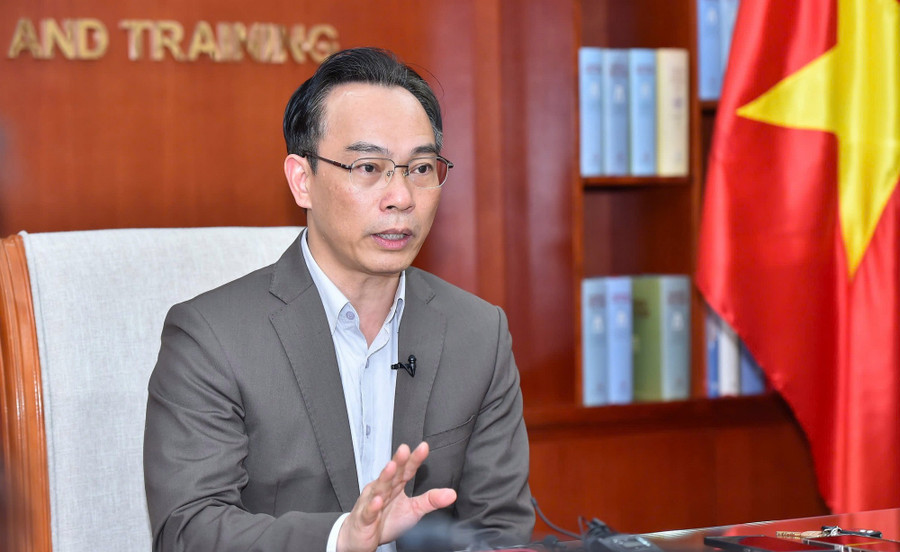 Thứ trưởng Bộ GD&ĐT Hoàng Minh Sơn. Ảnh: Trần Hiệp.