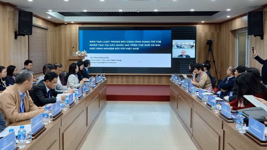 Hội thảo được tổ chức theo hình thức trực tiếp kết hợp trực tuyến.